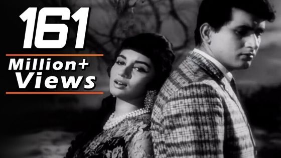 Top 25 Evergreen Old Hindi Bollywood Songs You Must Listen